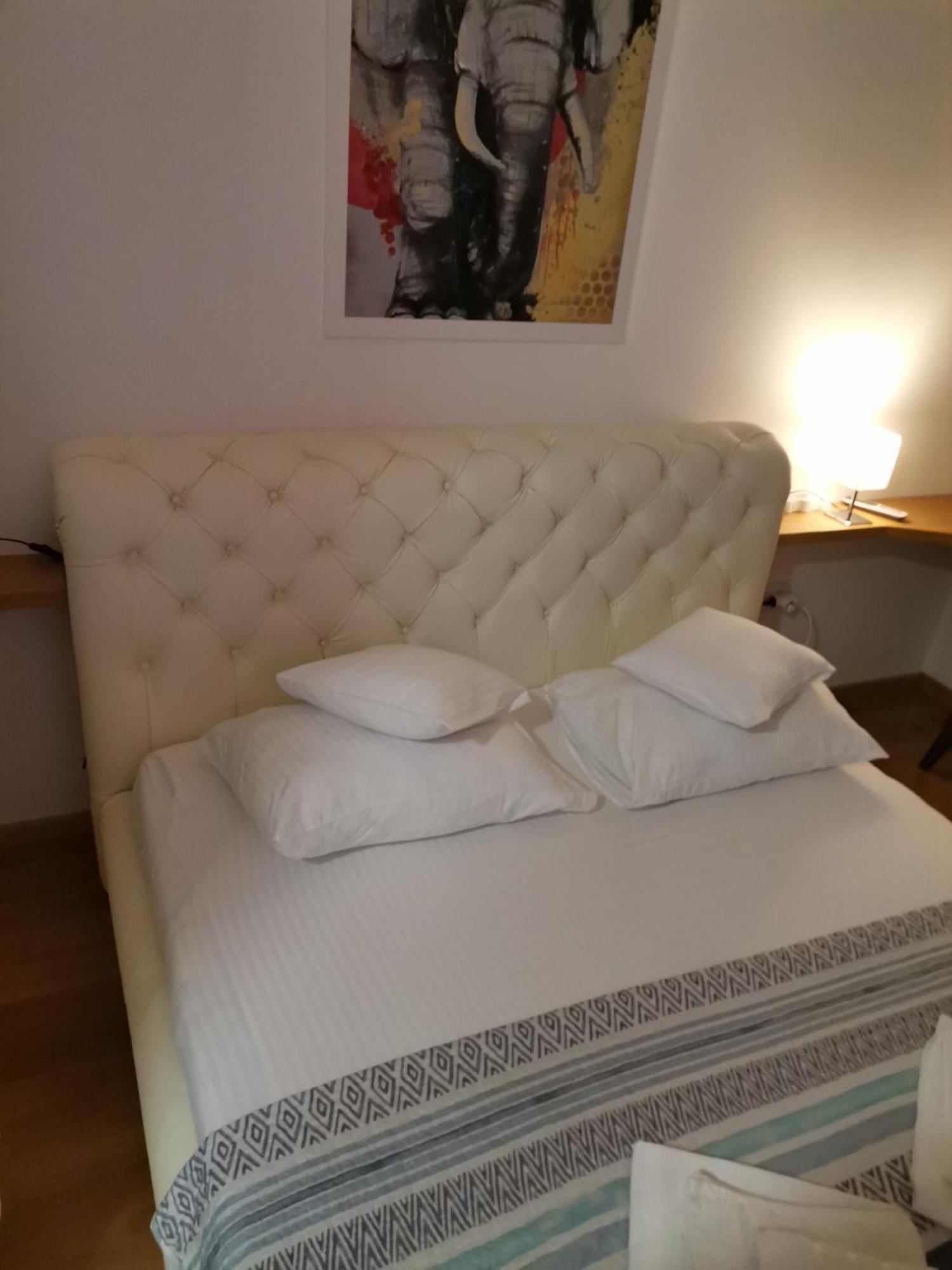 Pupin Palata Business Apartman B5 Novi Sad Bilik gambar