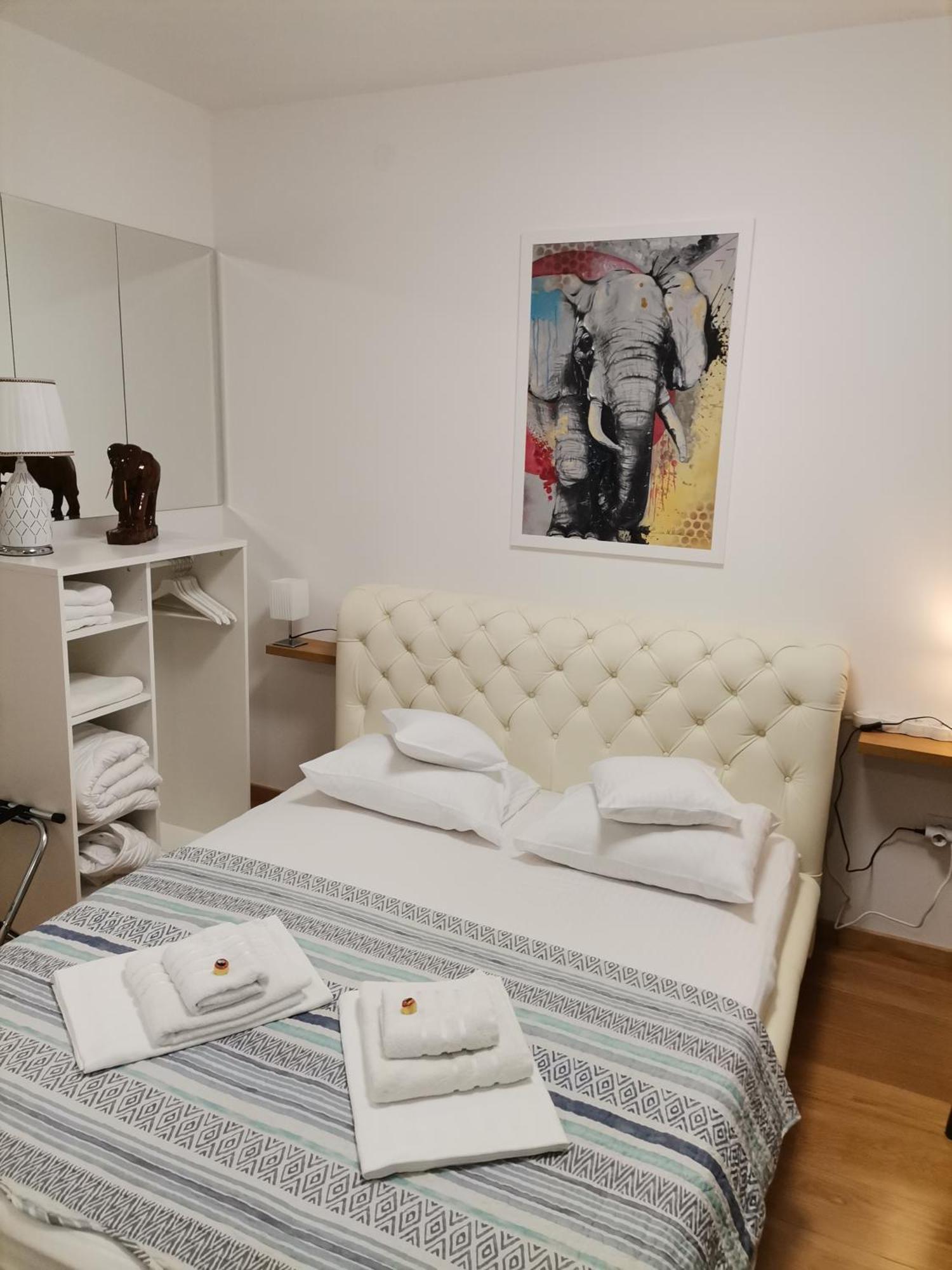 Pupin Palata Business Apartman B5 Novi Sad Bilik gambar